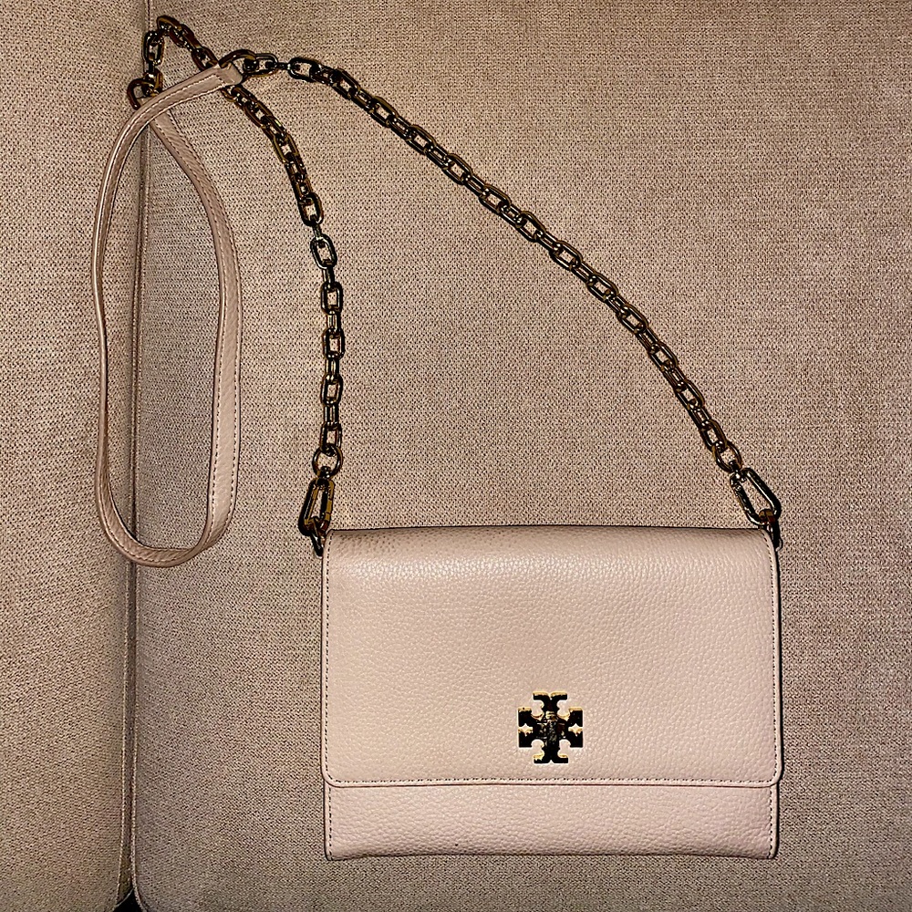 Tory Burch Leather Wallet Chain in Nude Color